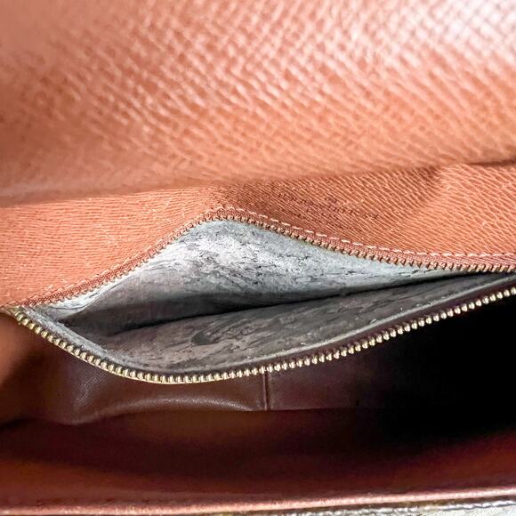 Louis Vuitton Saint Cloud GM Monogram Crossbody / Shoulder Bag TH0967 - Picture 9 of 12